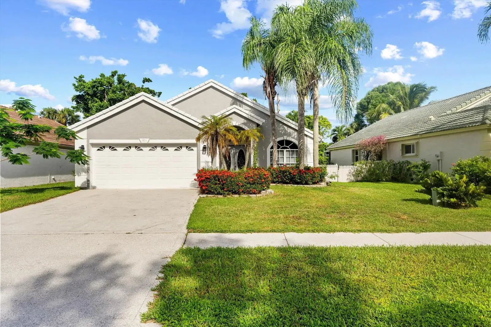 3 bedroom 2 bath Residential Lease for rent at 1851 Oak Berry Circle, Wellington FL 33414