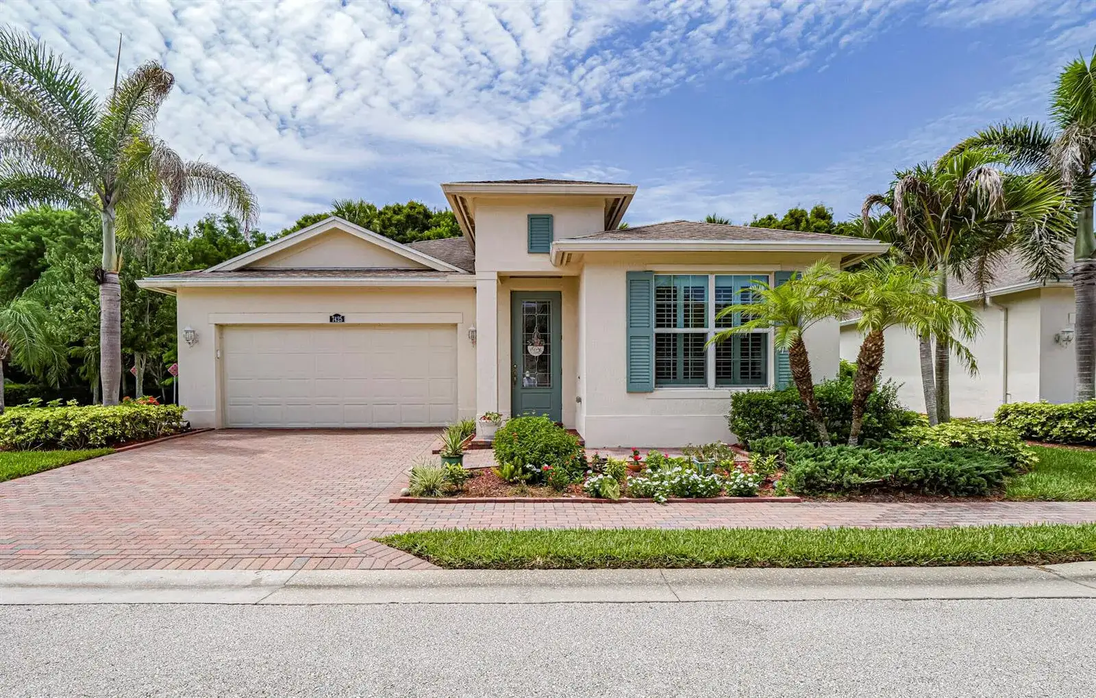 2 bedroom 2 bath Residential for sale at 7425 Great Oak Place, Vero Beach FL 32966