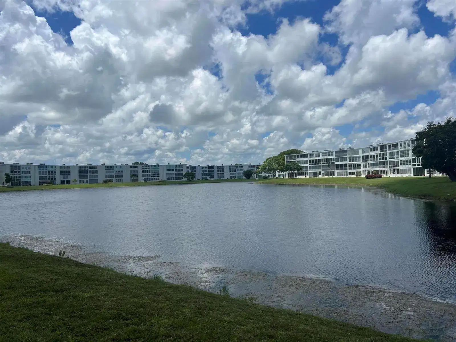 2 bedroom 1 bath Residential for sale at 4053 HARWOOD E # 4053, Deerfield Beach FL 33442