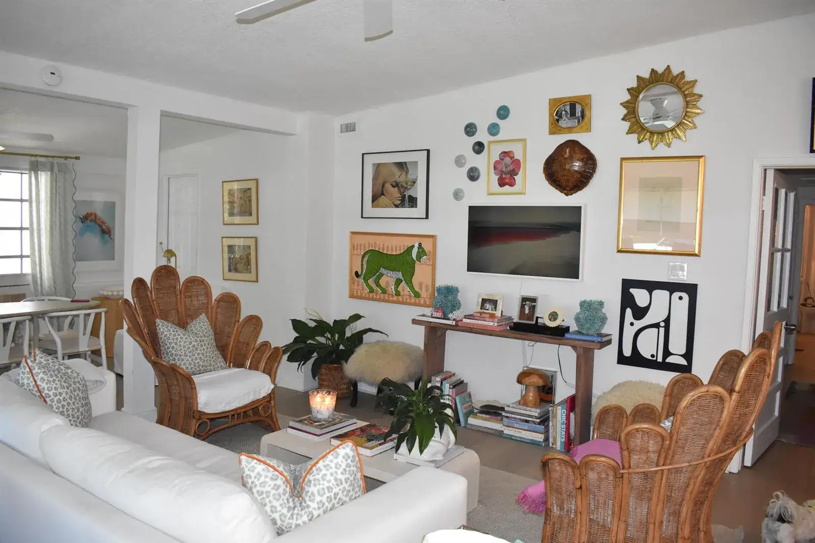2 bedroom 2 bath Residential Lease for rent at 816 SE 6th Court, Fort Lauderdale FL 33301