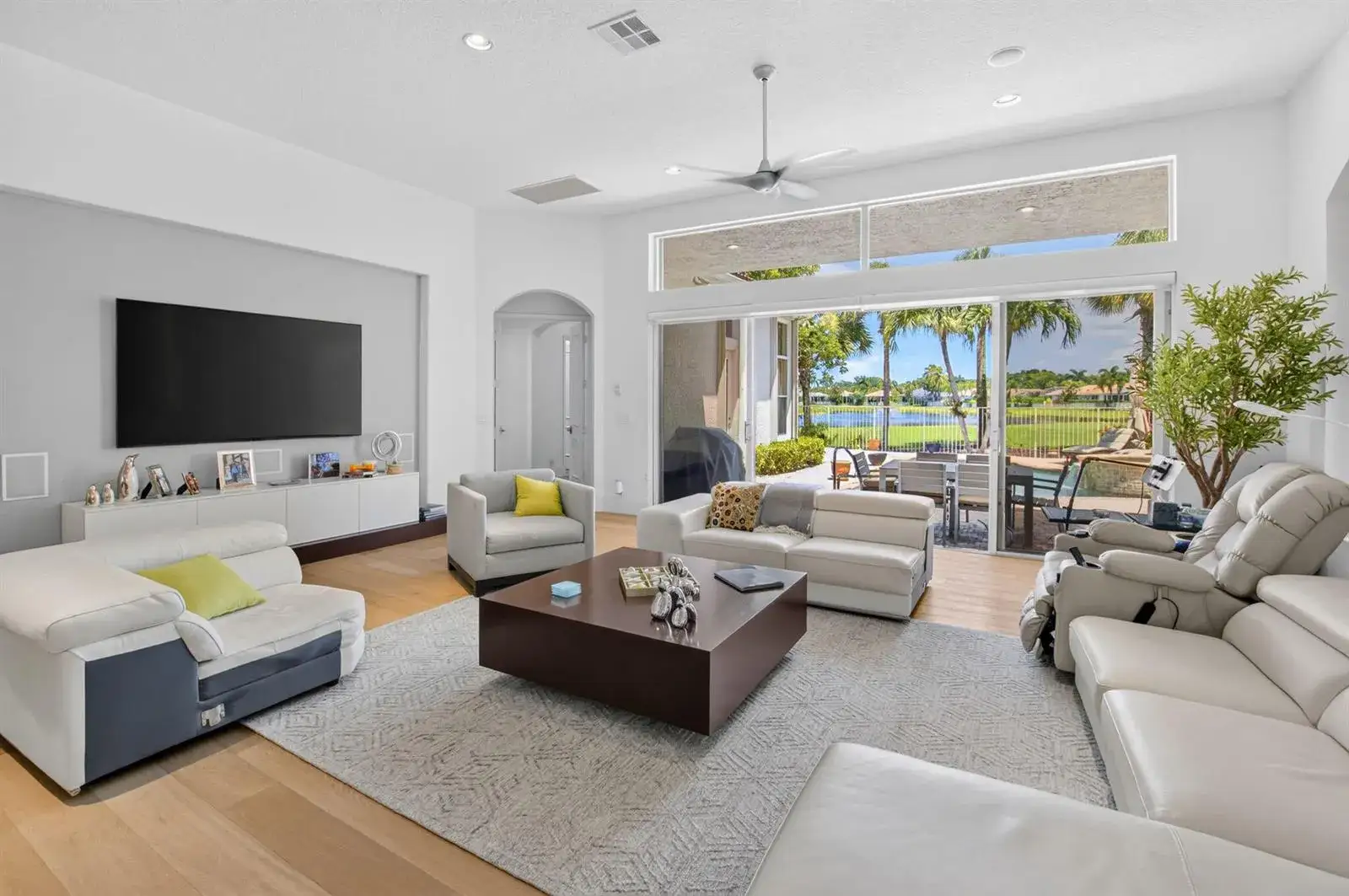 3 bedroom 3 bath Residential for sale at 7700 VILLA D ESTE Way, Delray Beach FL 33446