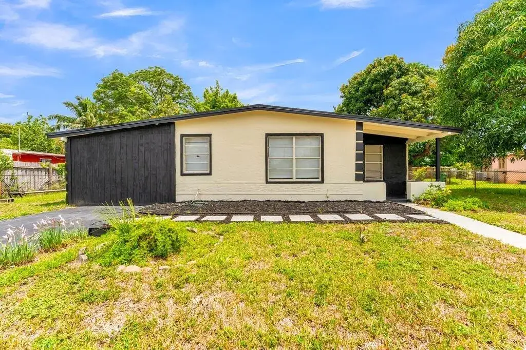 4 bedroom 3 bath Residential for sale at 3411 NW 5th Court, Lauderhill FL 33311