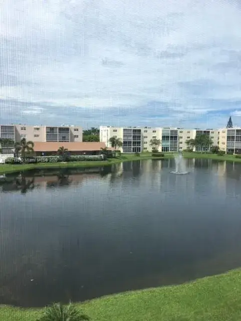 315 SE 11TH Terrace # 305, Dania Beach FL 33004