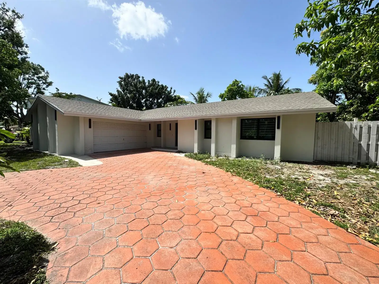 4 bedroom 3 bath Residential Lease for rent at 10225 SW 53RD Street, Cooper City FL 33328