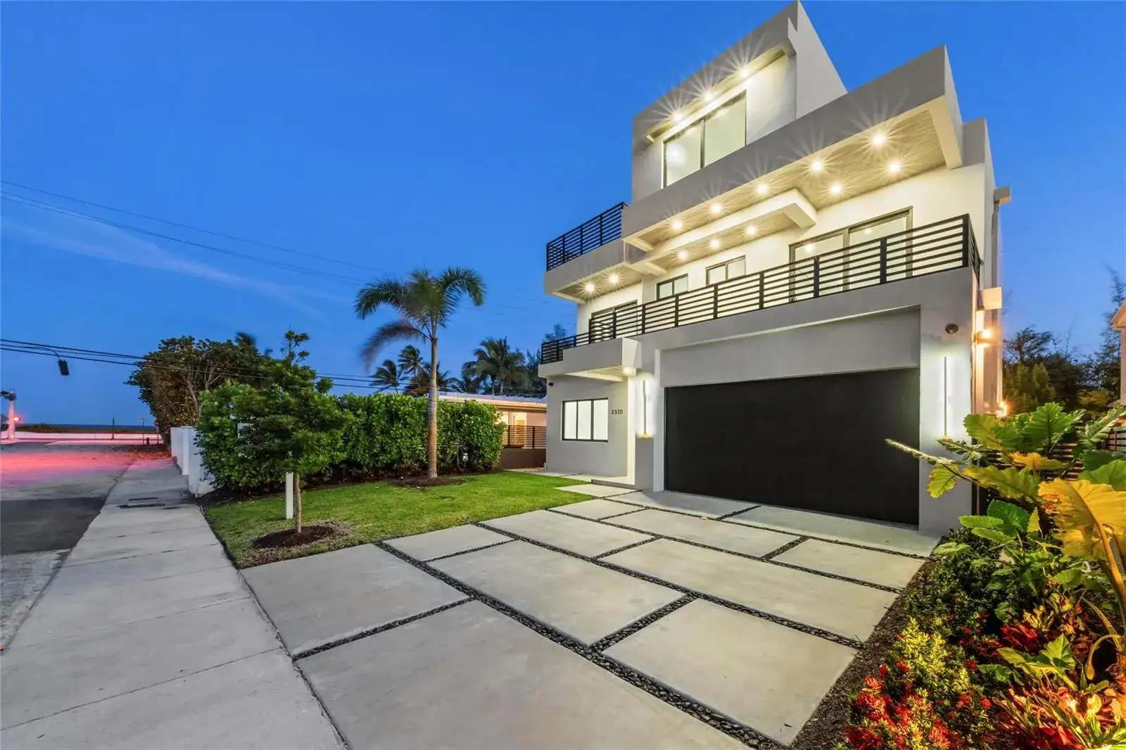 6 bedroom 6 bath Residential Lease for rent at 3320 NE 17TH Street, Fort Lauderdale FL 33305