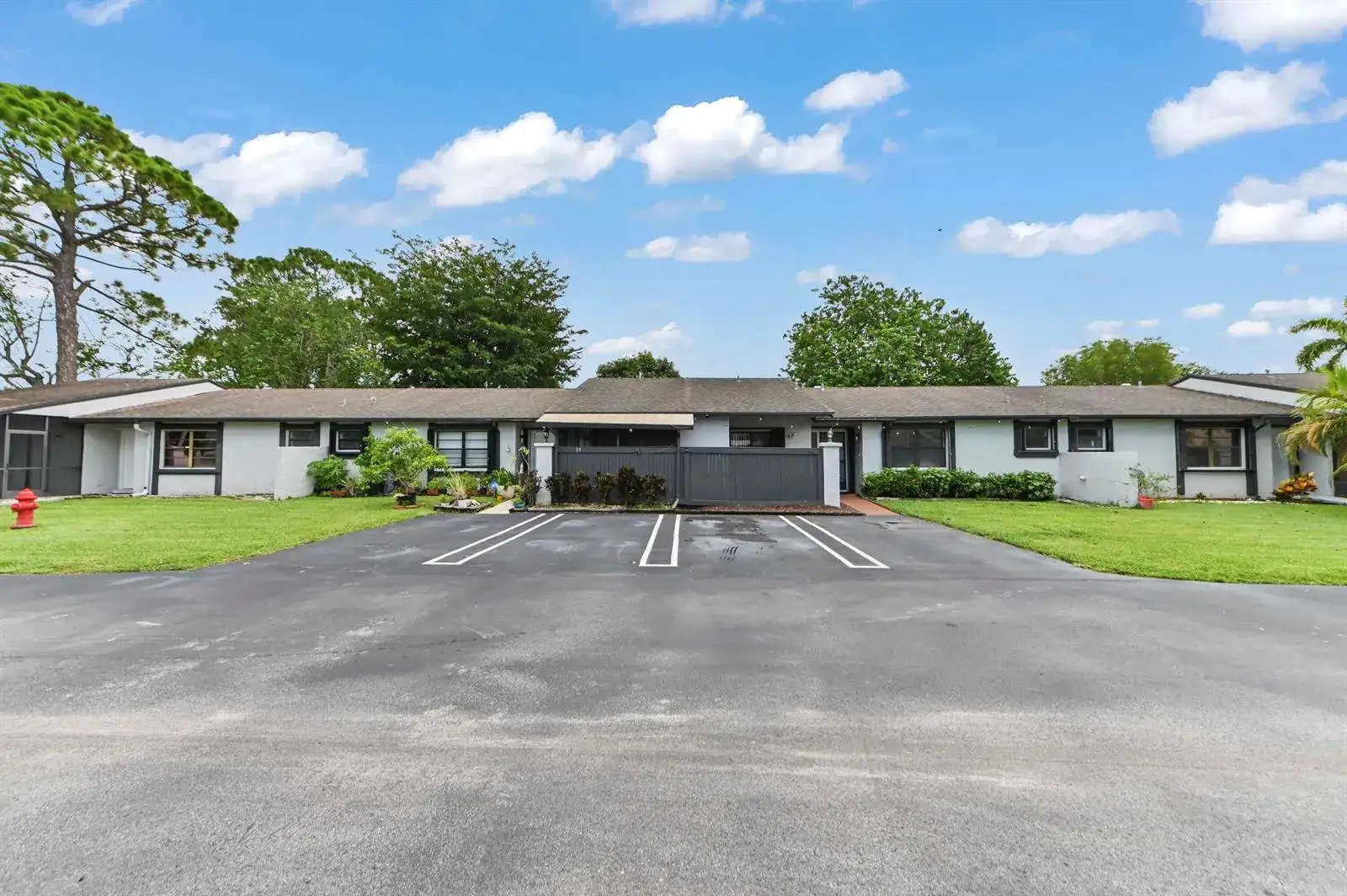 3 bedroom 2 bath Residential for sale at 84 Conaskonk Circle, Royal Palm Beach FL 33411