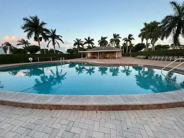 1 bedroom 1 bath Residential Lease for rent at 87 FANSHAW C # 87, Boca Raton FL 33434