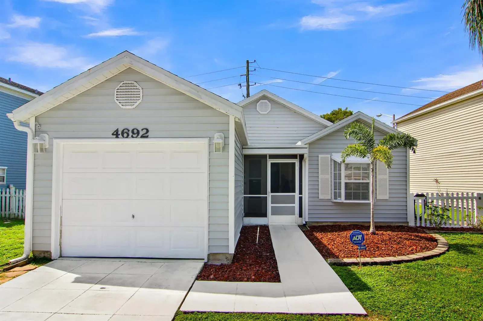 2 bedroom 2 bath Residential for sale at 4692 LAKESIDE Circle, West Palm Beach FL 33417