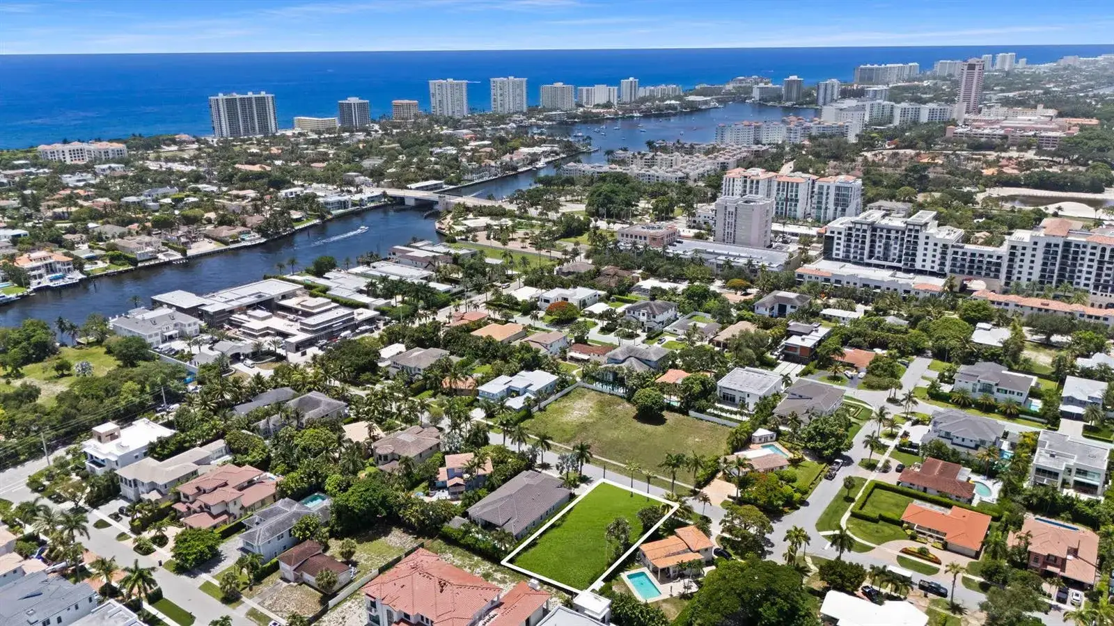 Commercial Land for sale at 423 NE 3rd Street, Boca Raton FL 33432