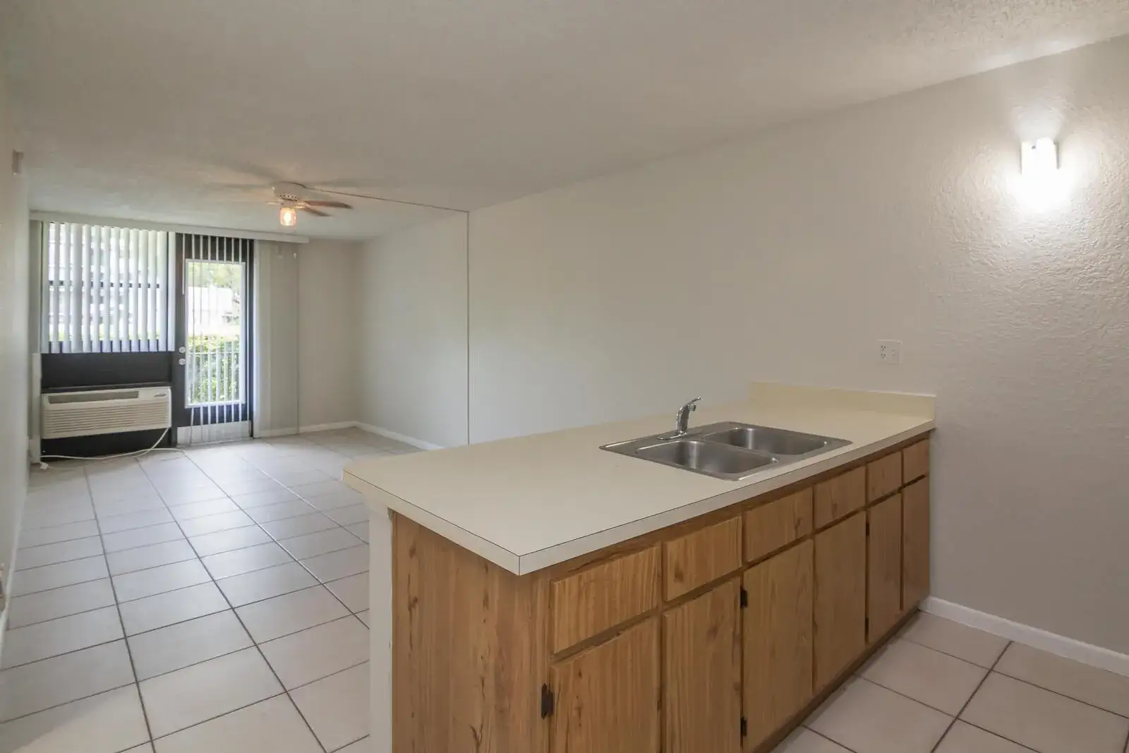 1 bedroom 1 bath Residential Lease for rent at 2771 Riverside Drive # A, Coral Springs FL 33065