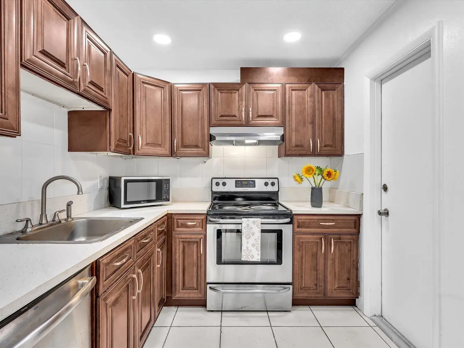 2 bedroom 2 bath Residential Lease for rent at 620 NW 13TH Street # 0160, Boca Raton FL 33486