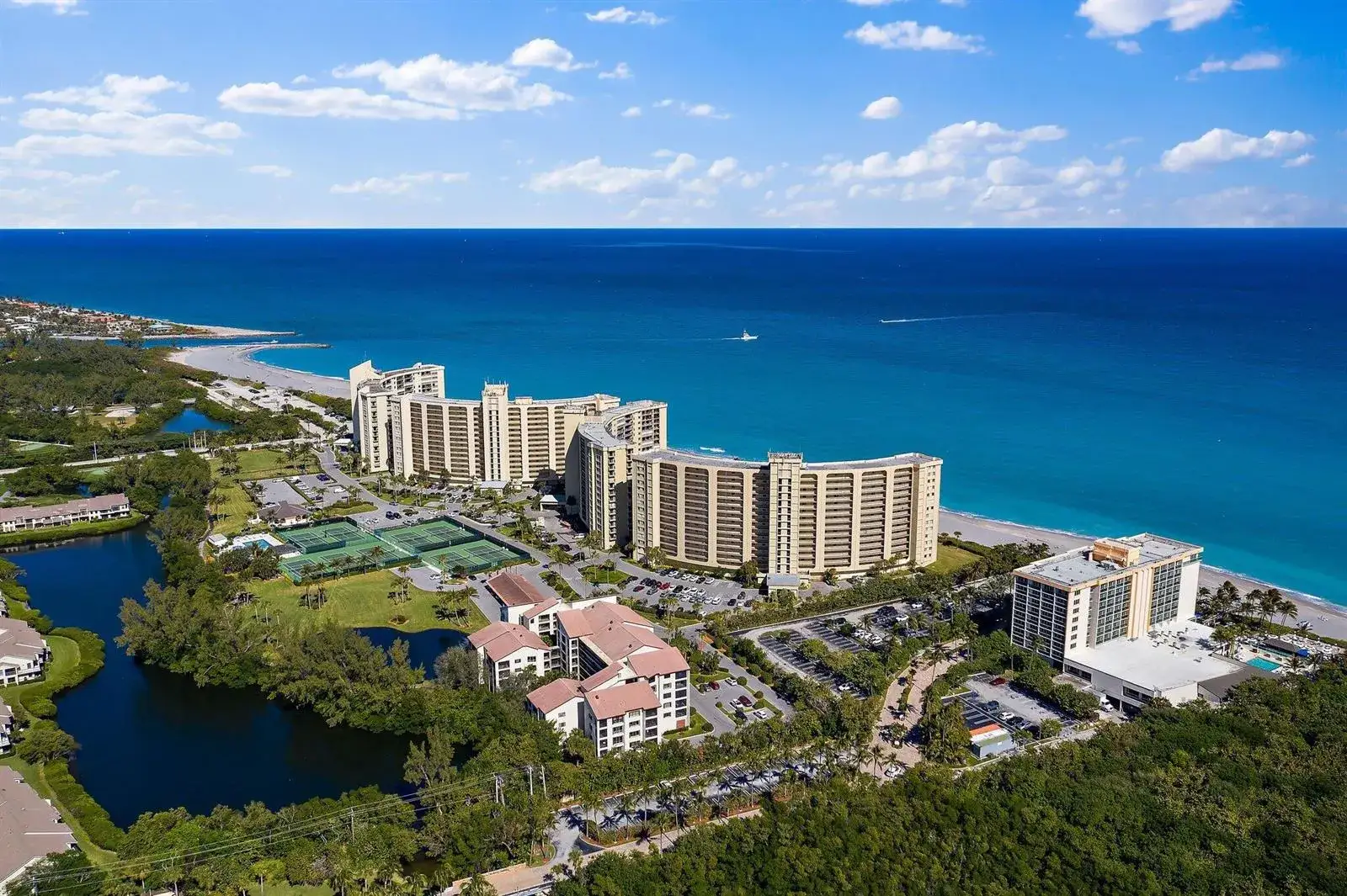 2 bedroom 2 bath Residential Lease for rent at 100 OCEAN TRAIL Way # 703, Jupiter FL 33477