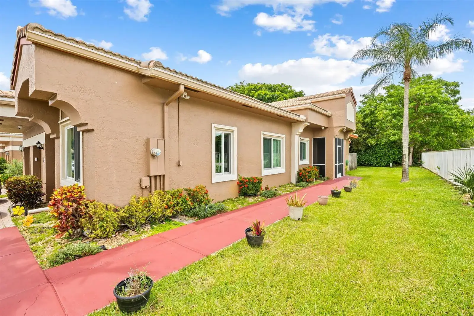 3 bedroom 2 bath Residential for sale at 10156 Lombardy Drive, Tamarac FL 33321