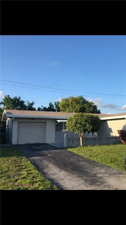 8851 NW 15TH Court, Pembroke Pines FL 33024