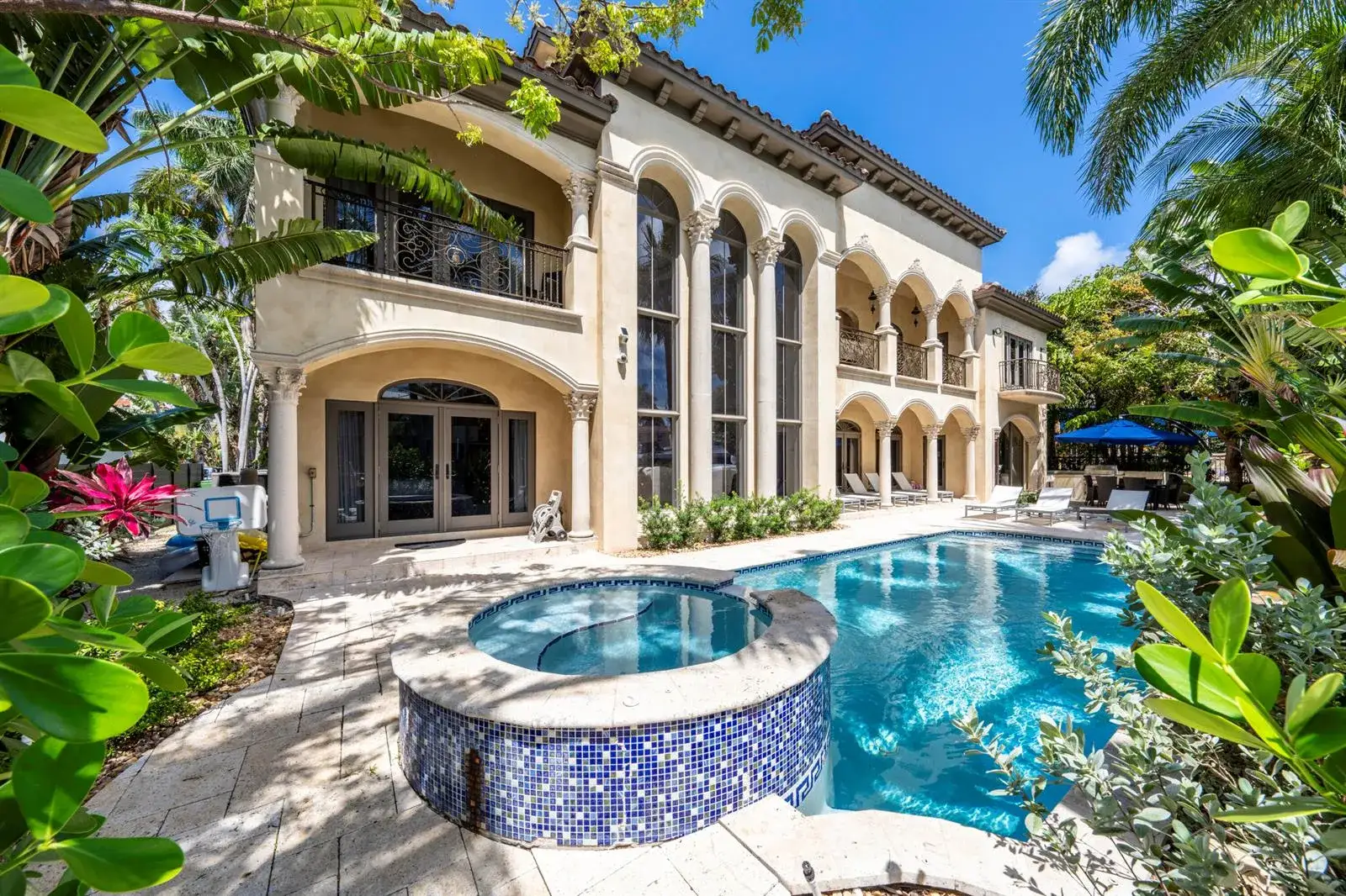 7 bedroom 7 bath Residential Lease for rent at 510 SAN MARCO Drive, Fort Lauderdale FL 33301