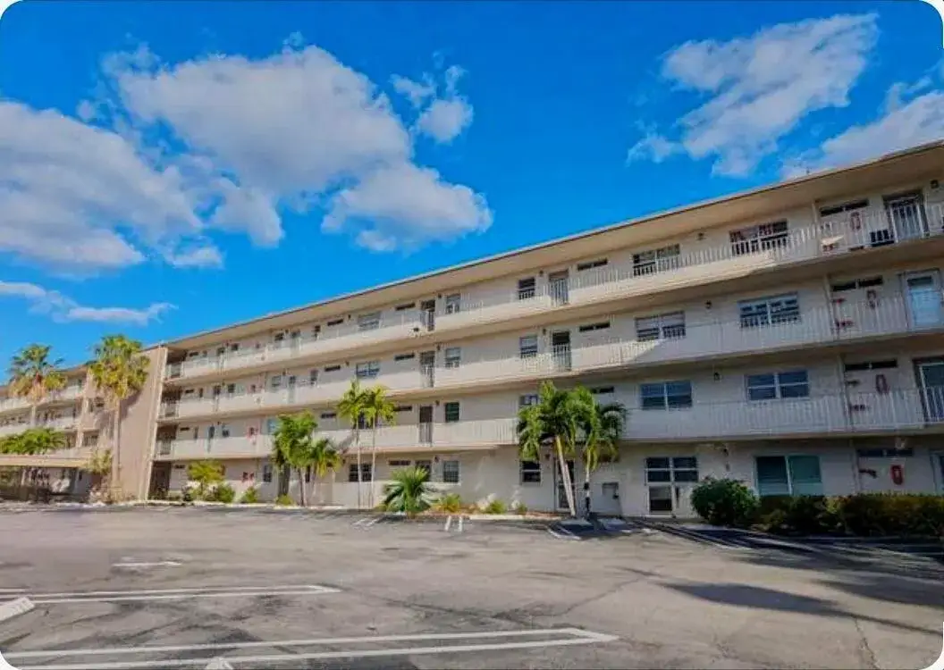 2 bedroom 2 bath Residential for sale at 2601 NE 3rd Court # 4100, Boynton Beach FL 33435