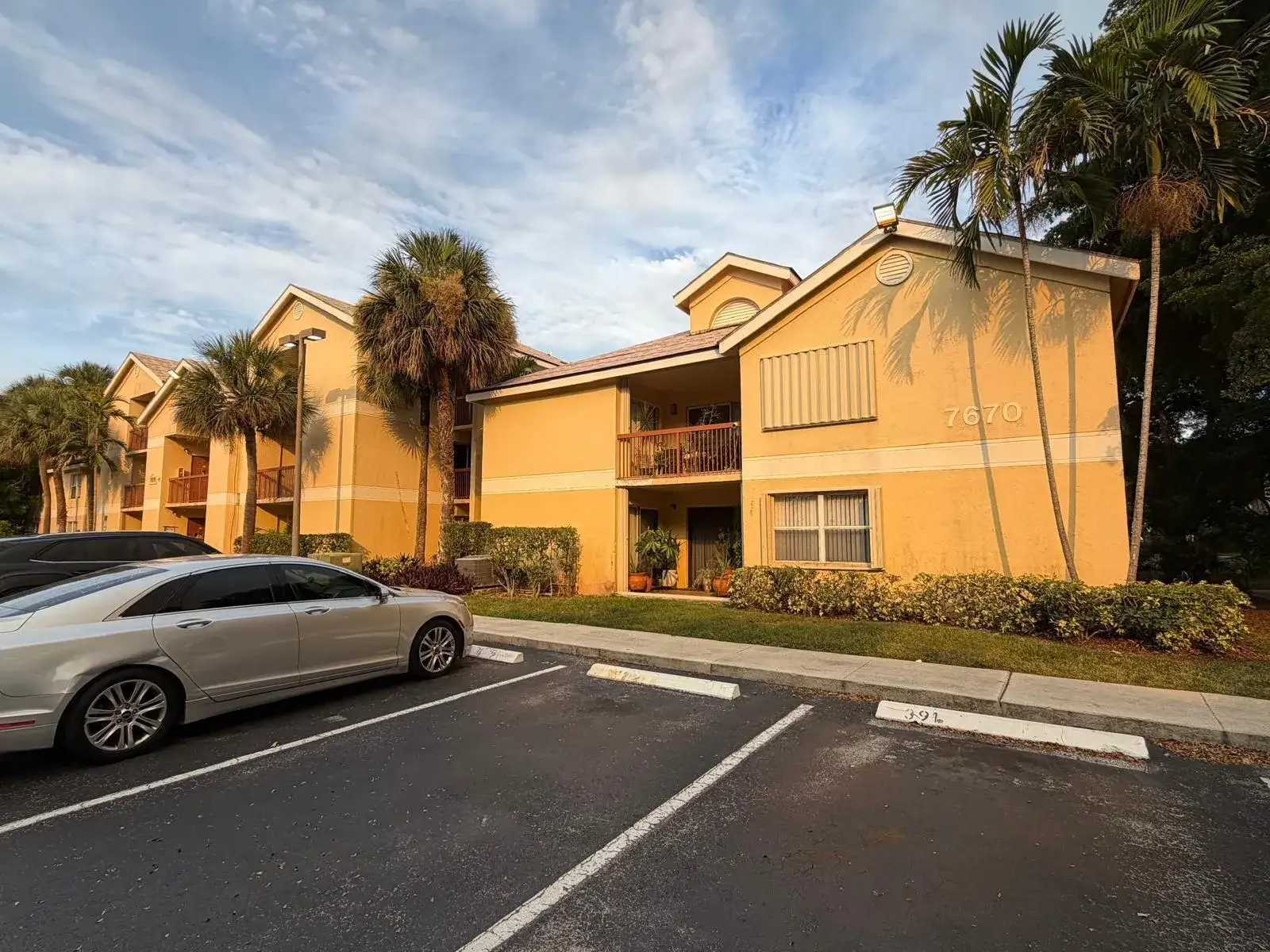 3 bedroom 2 bath Residential Lease for rent at 7670 WESTWOOD Drive # 715, Tamarac FL 33321