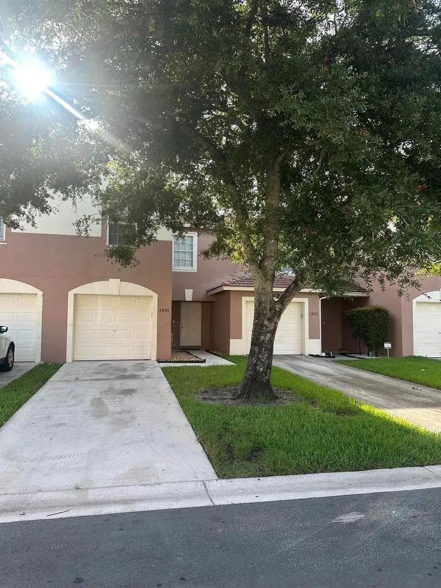 3 bedroom 2 bath Residential Lease for rent at 6856 MILL BROOK Place, Lake Worth FL 33463