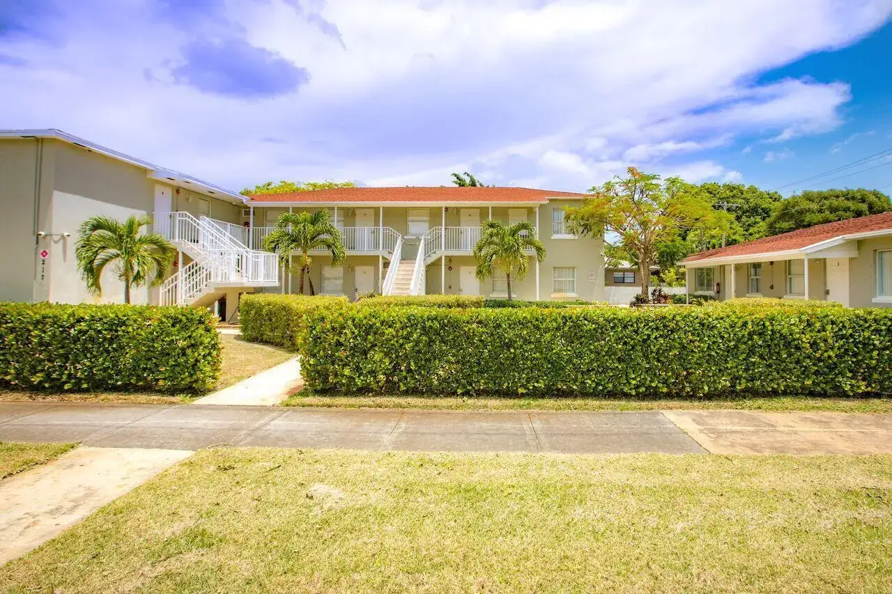 2 bedroom 1 bath Residential Lease for rent at 217 Butler Street # 6, West Palm Beach FL 33407