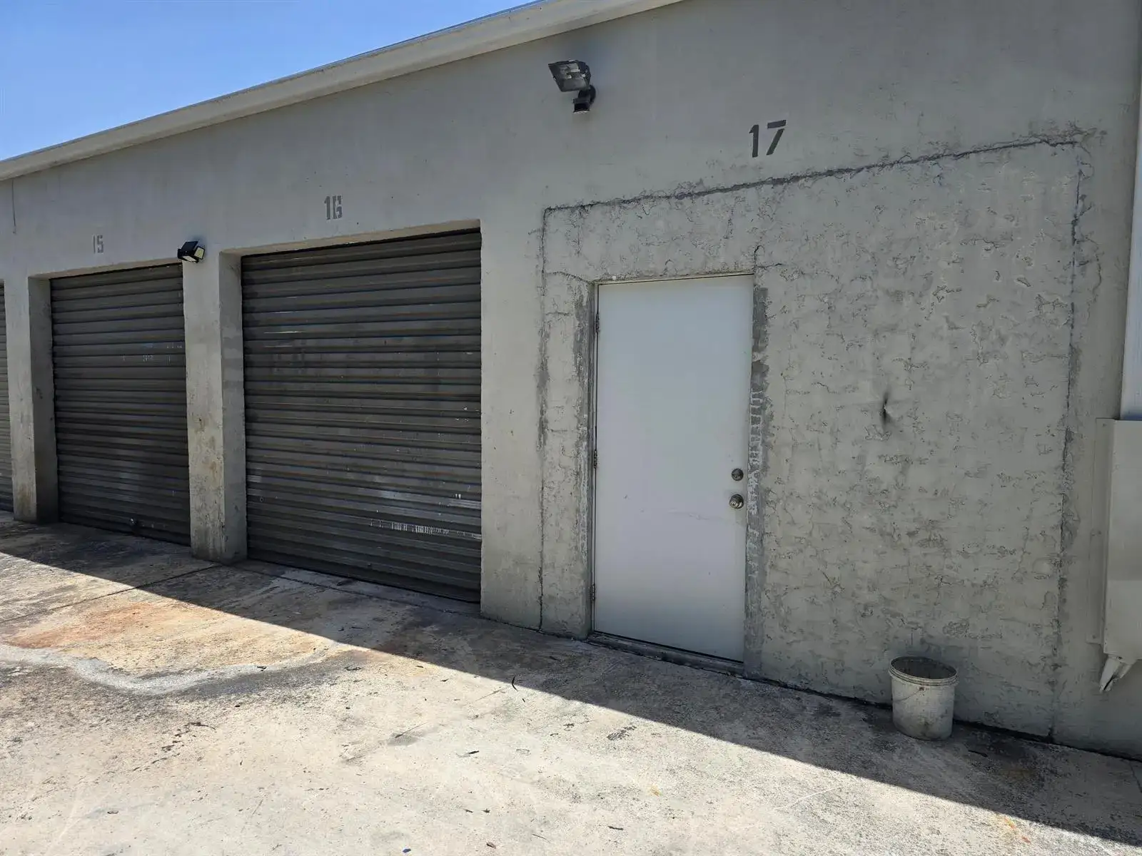 Commercial Sale for sale at 1530 Latham Road # 15, West Palm Beach FL 33409