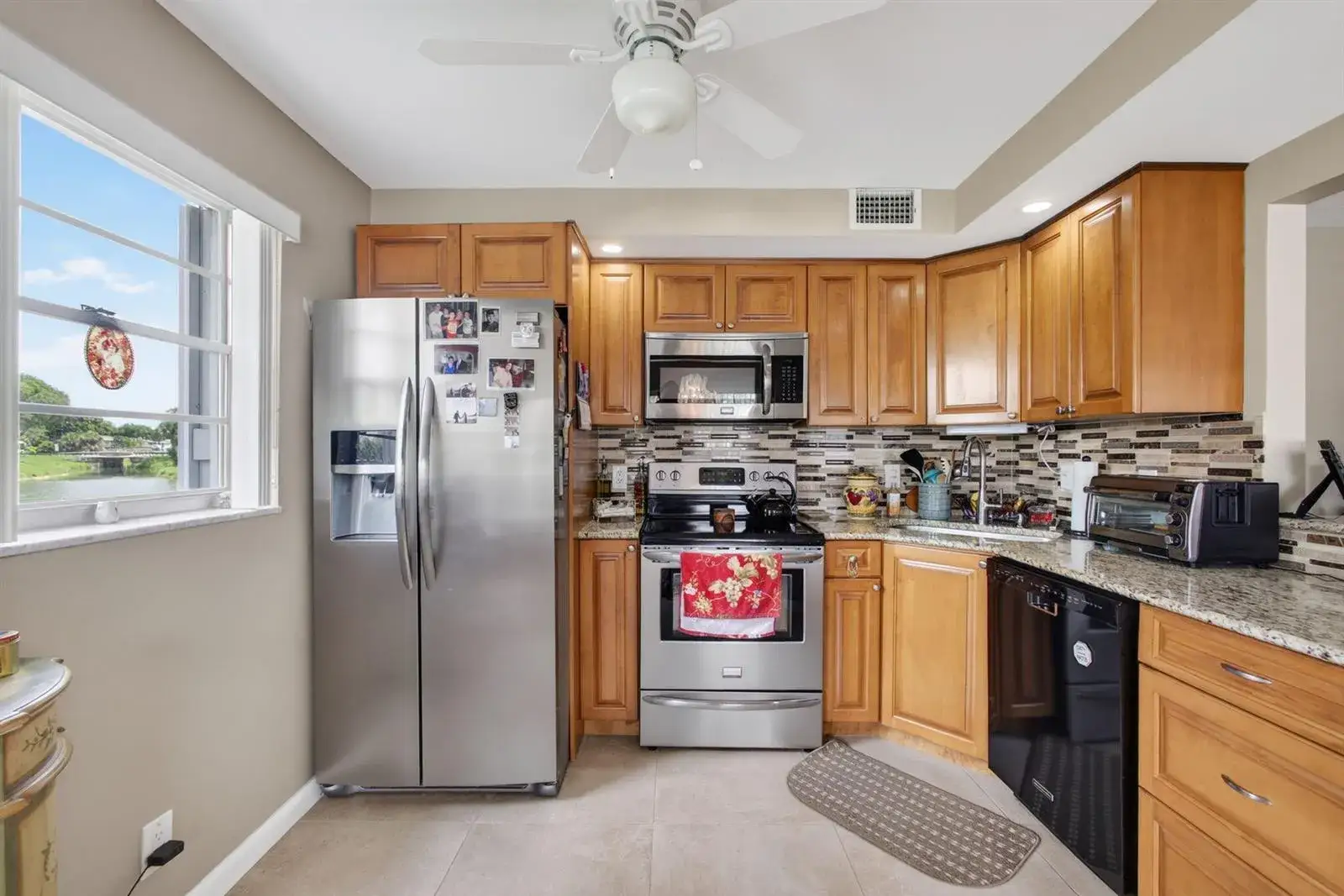 2 bedroom 2 bath Residential for sale at 101 Wellington C, West Palm Beach FL 33417