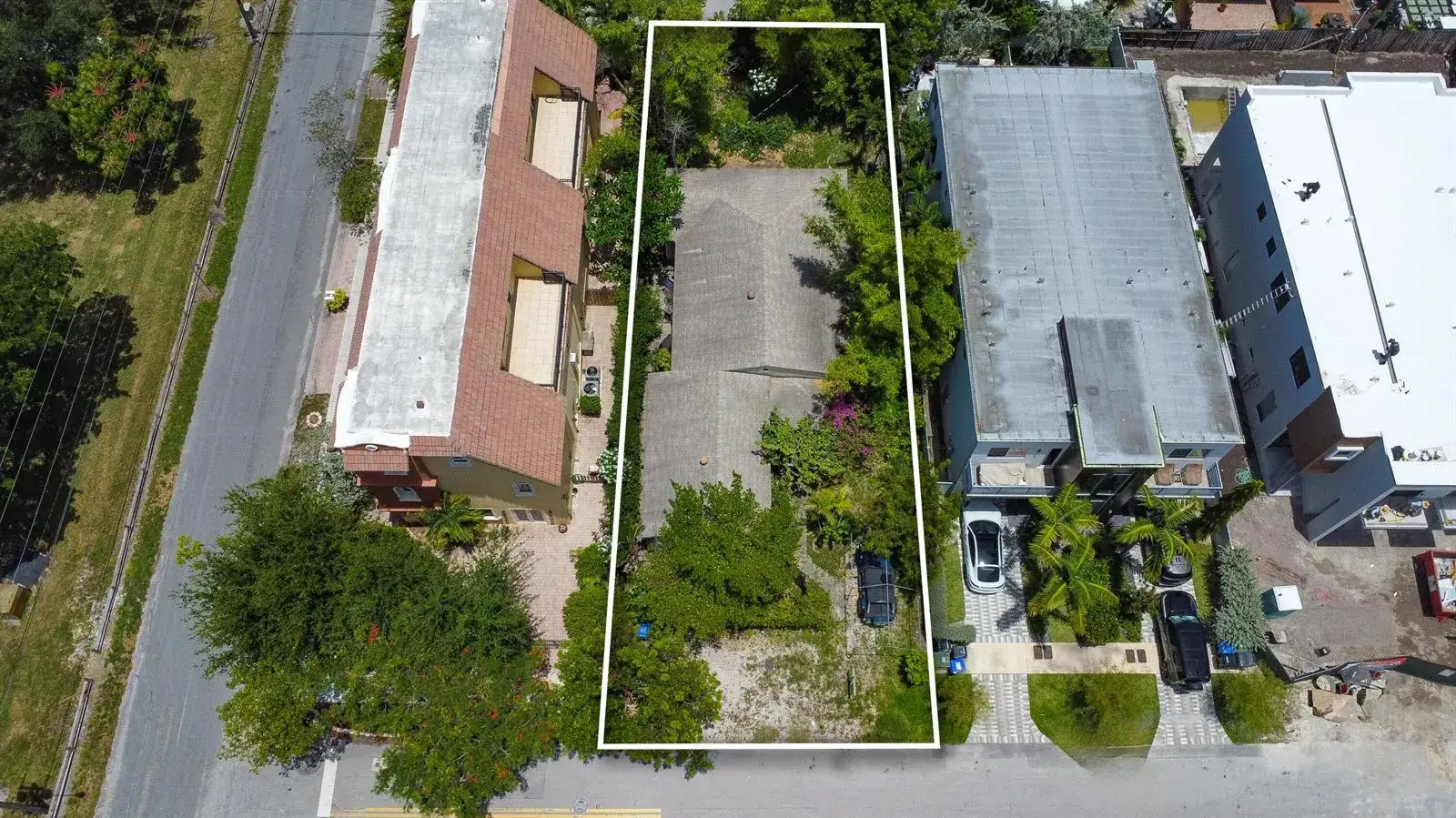 4 bedroom 3 bath Residential for sale at 640 NE 8TH Avenue, Fort Lauderdale FL 33304