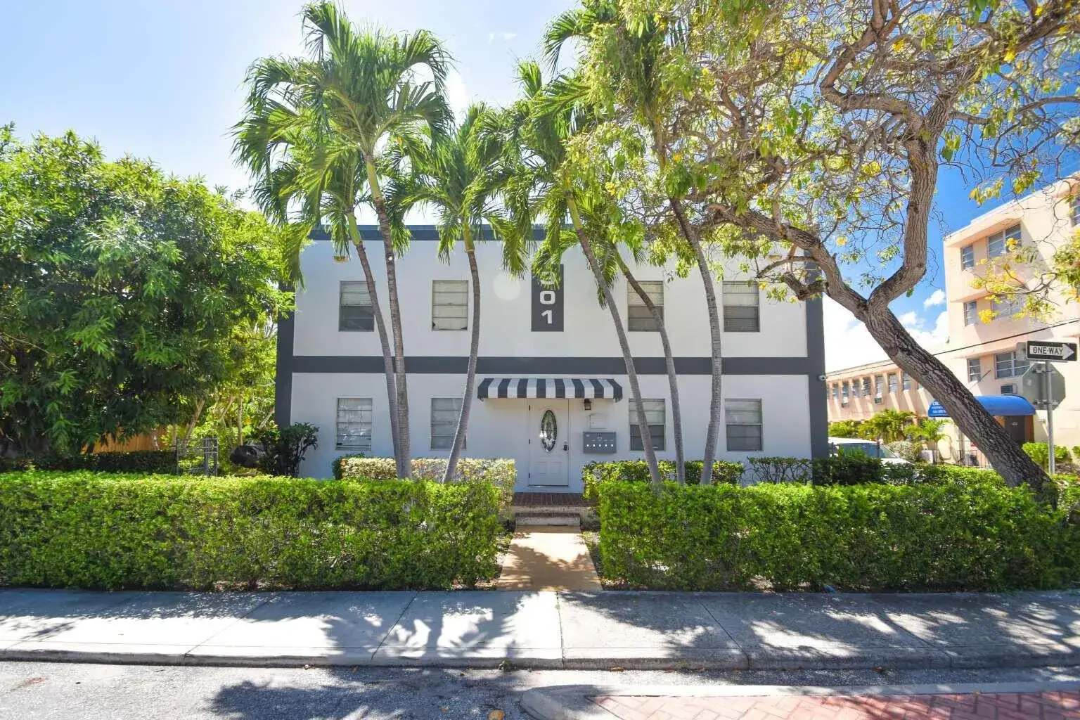 Residential Income for sale at 301 S M Street, FL 33460