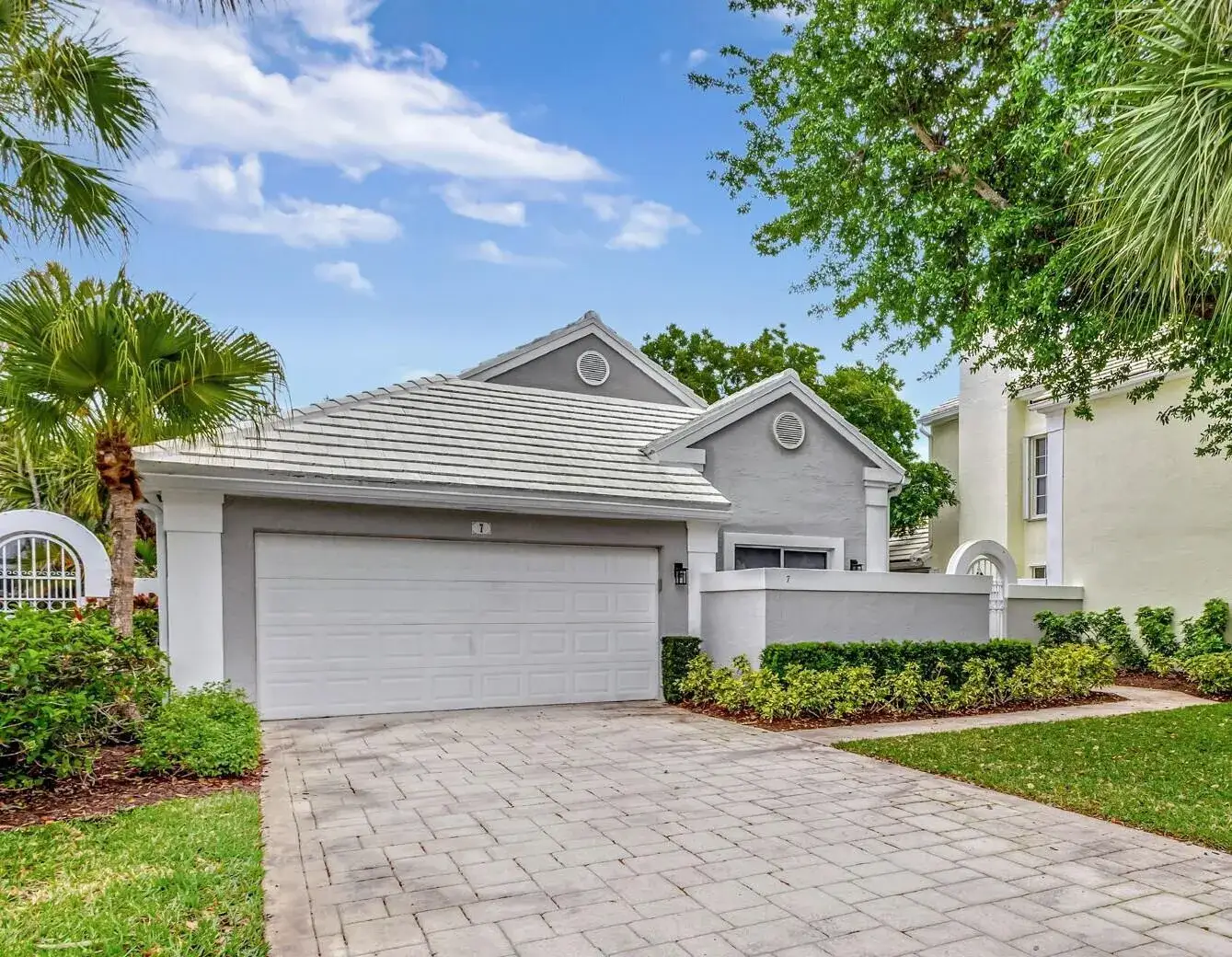 3 bedroom 2 bath Residential Lease for rent at 7 Wyndham Lane, Palm Beach Gardens FL 33418