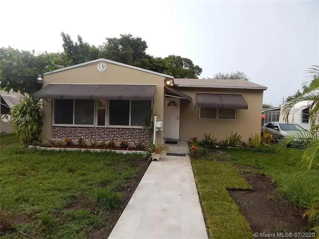 3 bedroom 2 bath Residential Lease for rent at 1111 N 25TH Avenue, Hollywood FL 33020