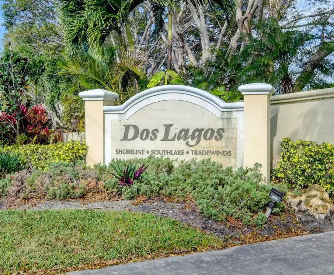 3 bedroom 2 bath Residential for sale at 51 Via De Casas Norte, Boynton Beach FL 33426