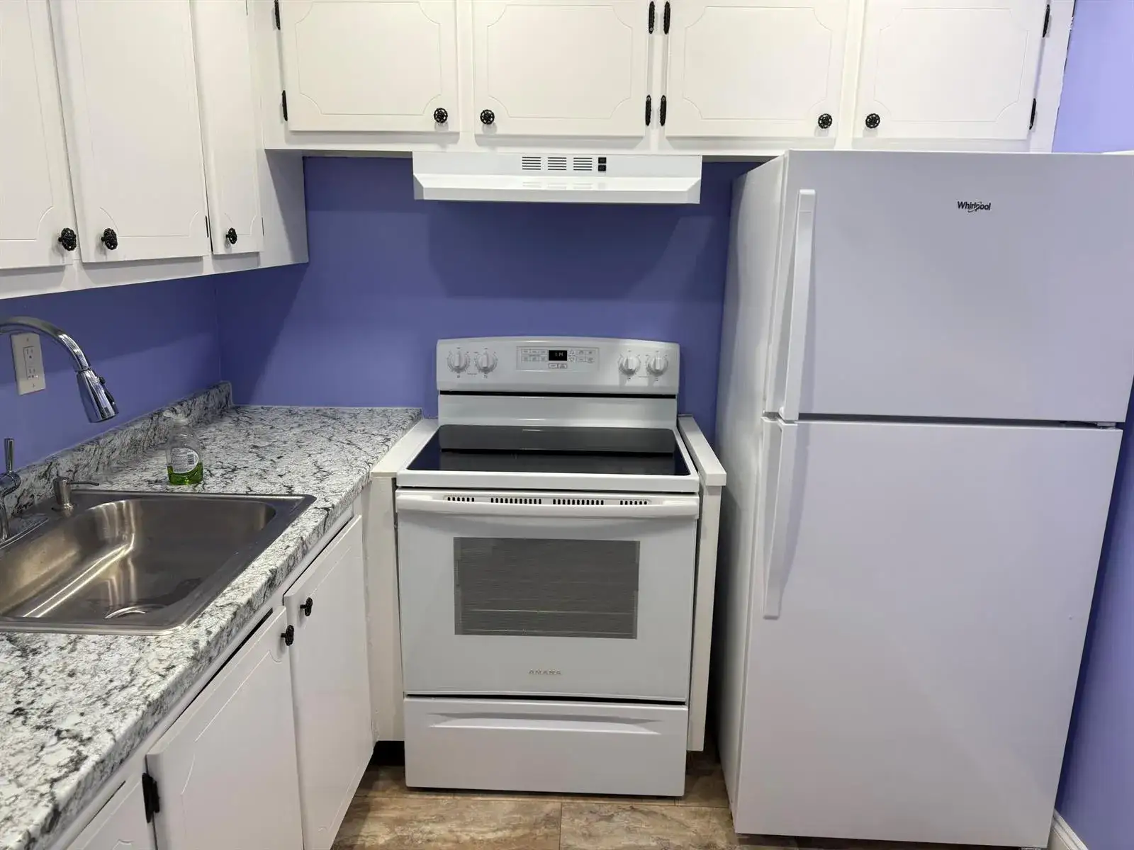 1 bedroom 1 bath Residential for sale at 146 NORWICH G # 146, West Palm Beach FL 33417