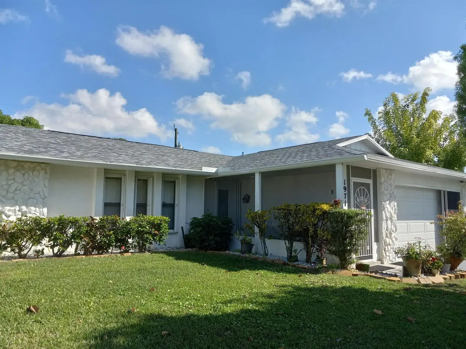 3 bedroom 2 bath Residential for sale at 1971 SE FALLON Drive, Port St. Lucie FL 34983