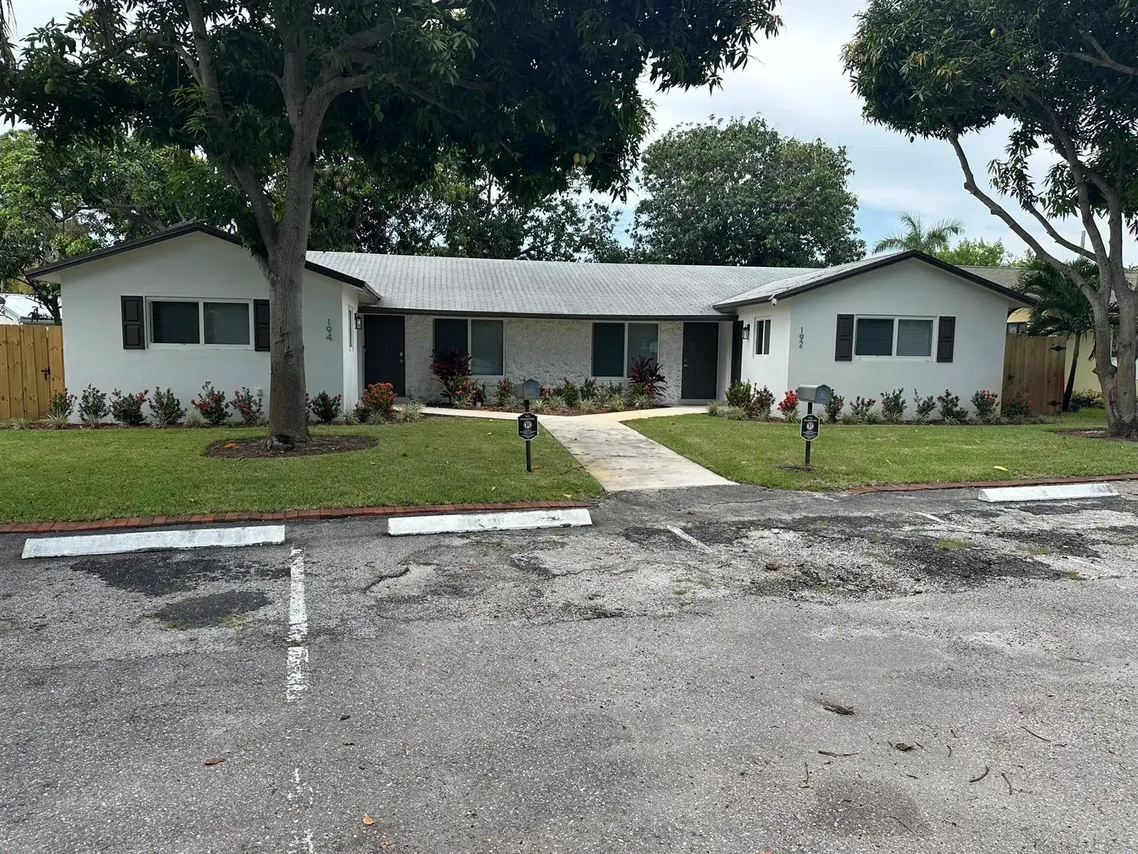 2 bedroom 2 bath Residential Lease for rent at 192 SE 27TH Court, Boynton Beach FL 33435