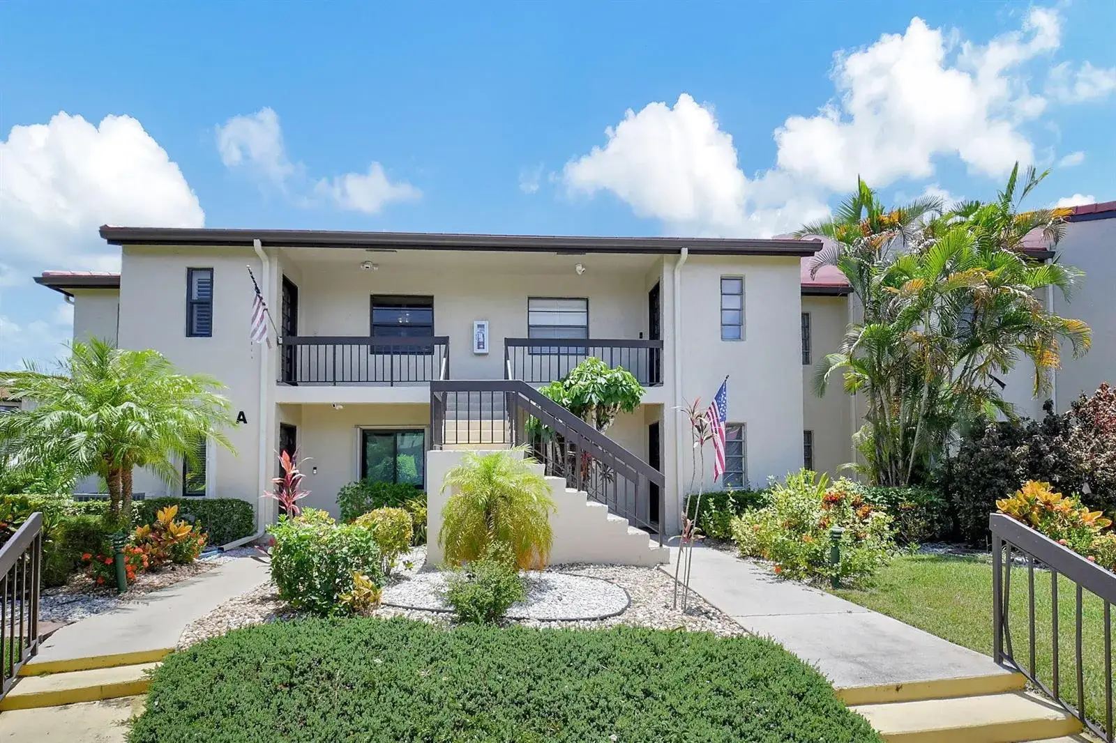 3 bedroom 2 bath Residential for sale at 21214 Lago Circle # 8b, Boca Raton FL 33433