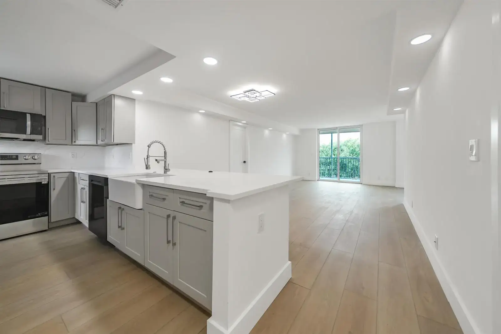 3 bedroom 2 bath Residential Lease for rent at 5301 NW 2nd Avenue, Boca Raton FL 33487