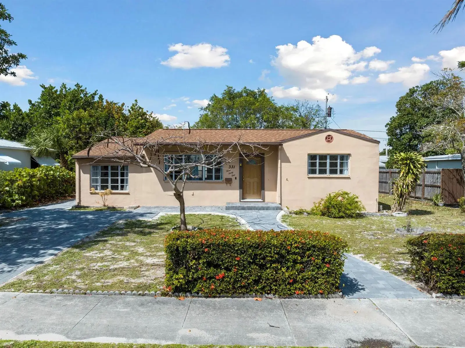 3 bedroom 2 bath Residential Lease for rent at 331 Winters Street, West Palm Beach FL 33405