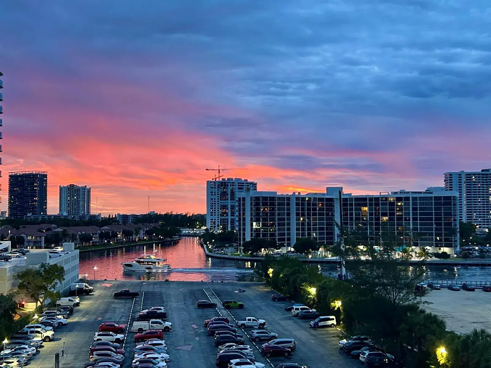 2 bedroom 2 bath Residential for sale at 3725 S Ocean Drive # 727, Hollywood FL 33019