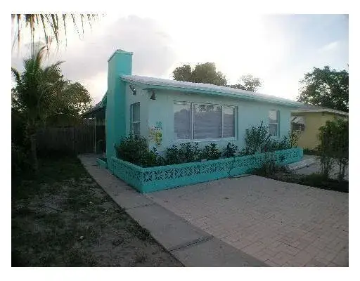1 bedroom 1 bath Residential Lease for rent at 1015 S K Street, FL 33460