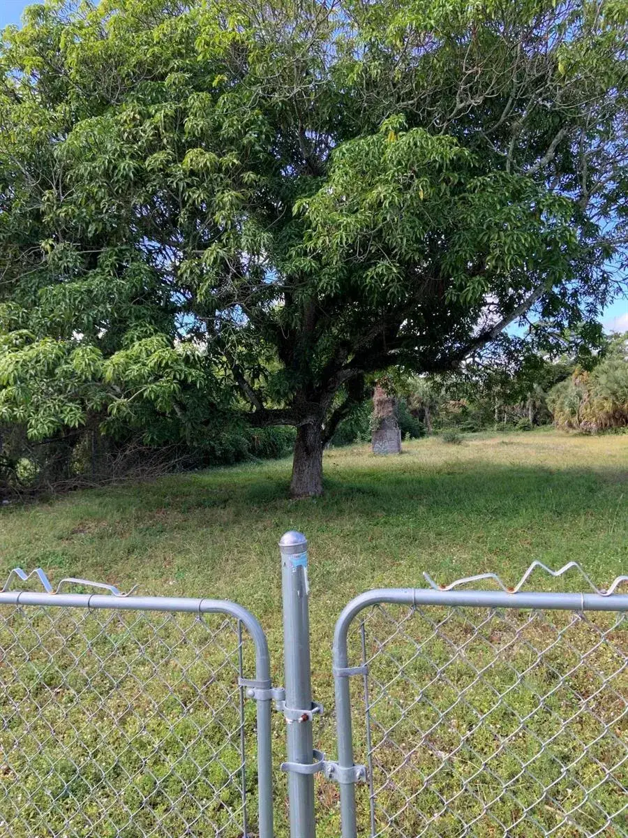 Land/Boat Docks for sale at 1099 N HAVERHILL Road, Haverhill FL 33417