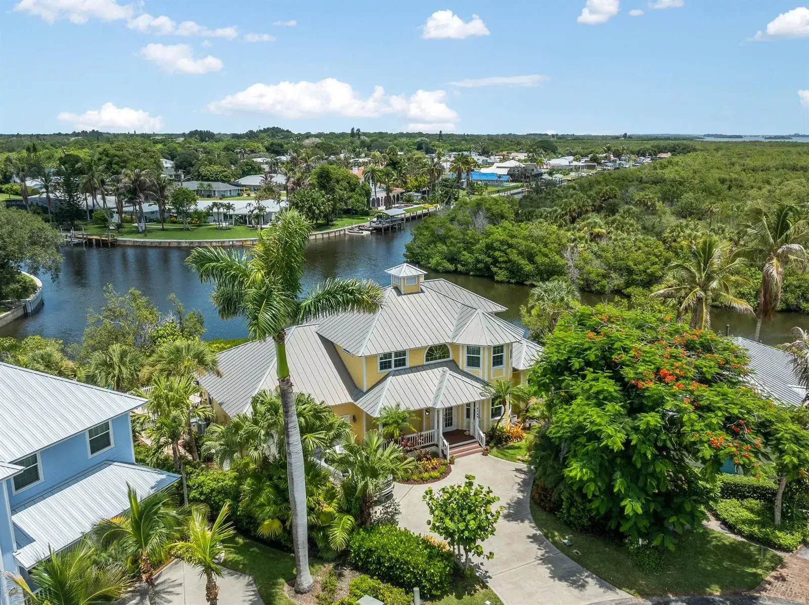 3 bedroom 2 bath Residential for sale at 2165 6TH Court SE, Vero Beach FL 32962