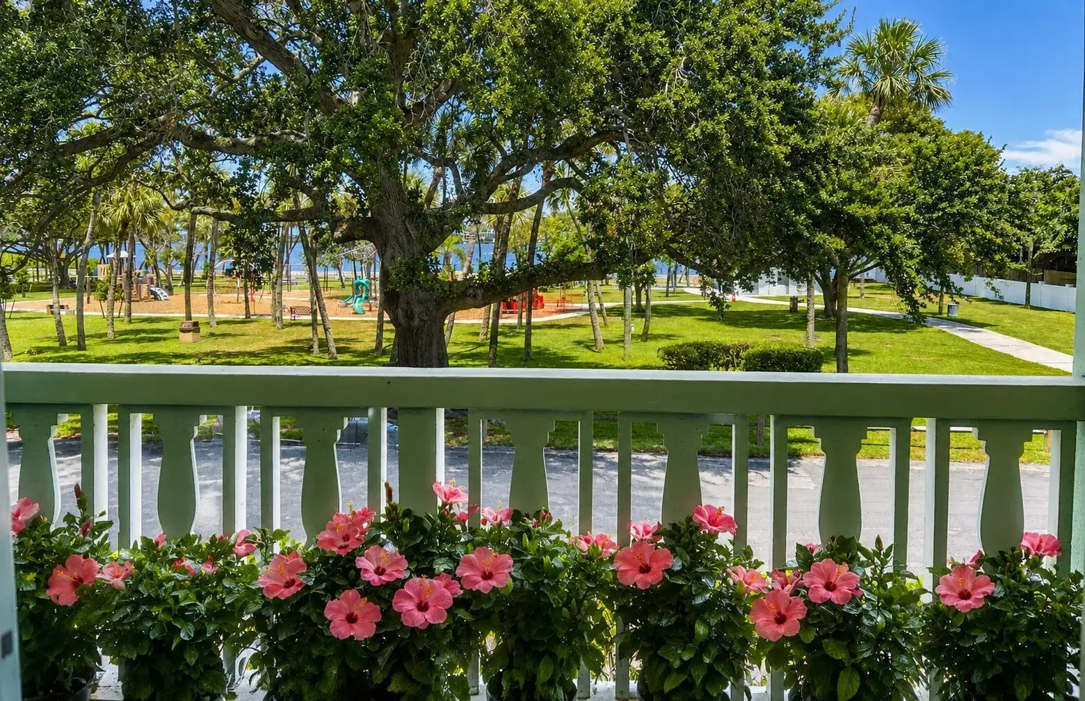 2 bedroom 2 bath Residential Lease for rent at 421 S LAKESIDE Drive # 7, FL 33460