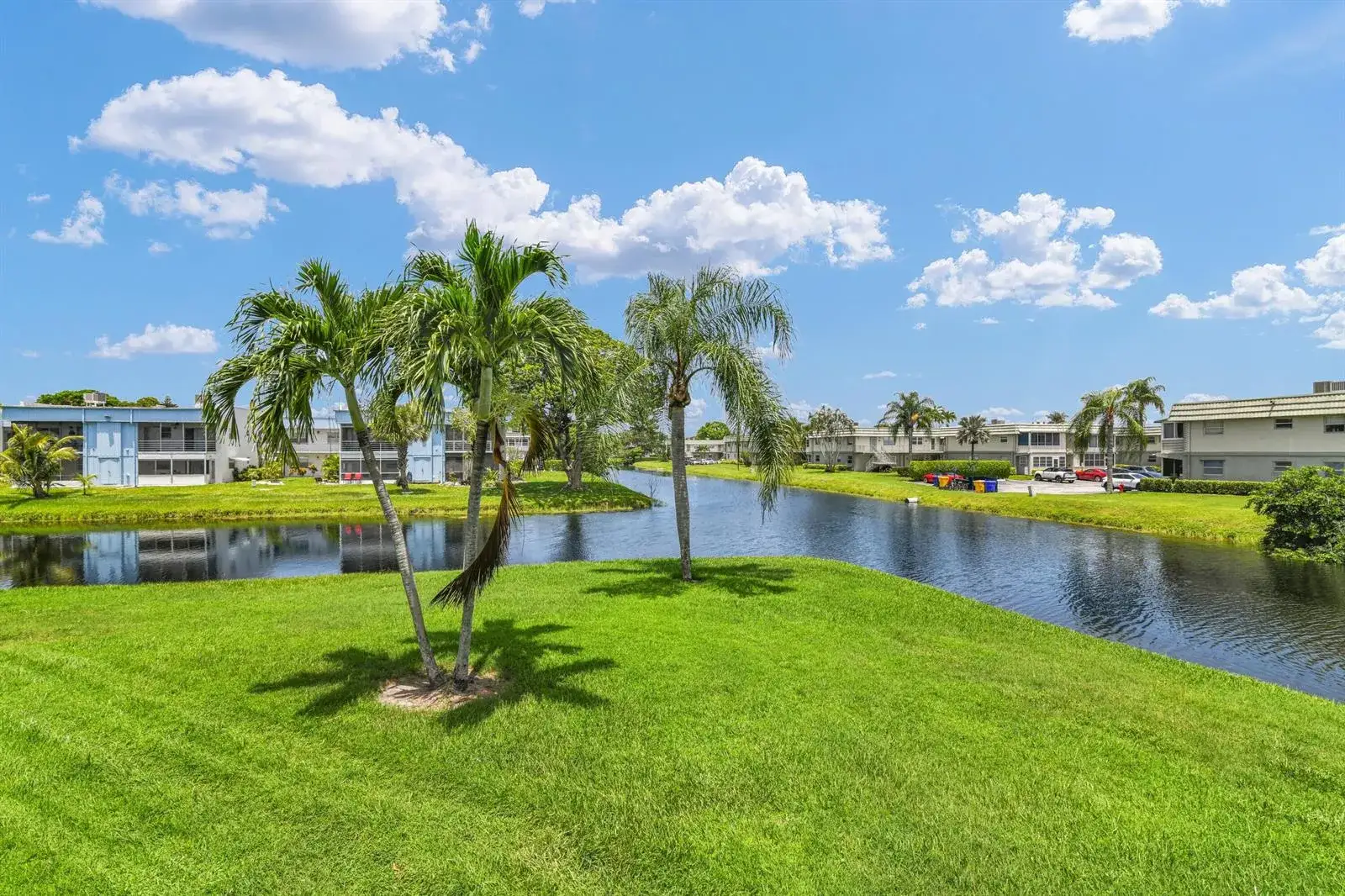 1 bedroom 1 bath Residential for sale at 359 Saxony Trail # H, Delray Beach FL 33446