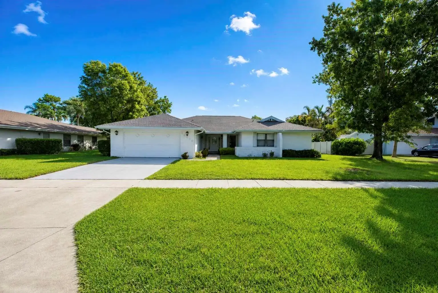4 bedroom 3 bath Residential for sale at 12403 Westhall Place, Wellington FL 33414