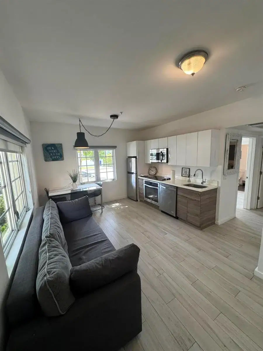 2 bedroom 2 bath Residential Lease for rent at 1450 MERIDIAN Avenue # 101, Miami Beach FL 33139