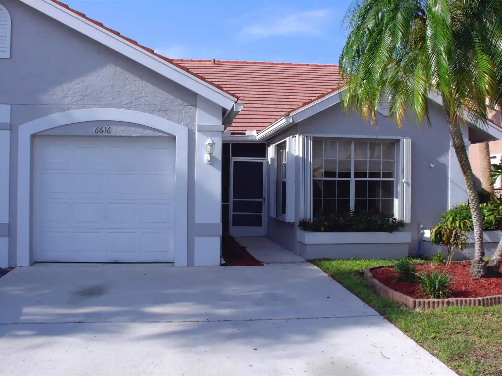 2 bedroom 2 bath Residential for sale at 6616 Marissa Circle, Lake Worth FL 33467