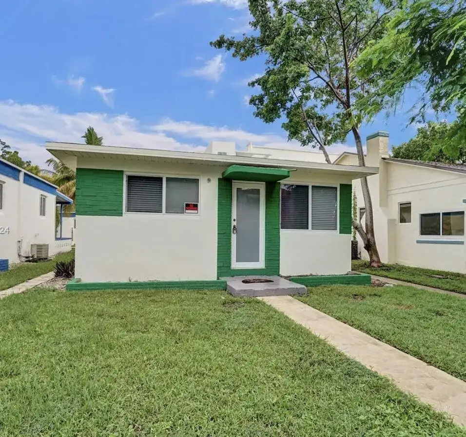 2 bedroom 1 bath Residential Lease for rent at 1853 Madison Street # 1, Hollywood FL 33020