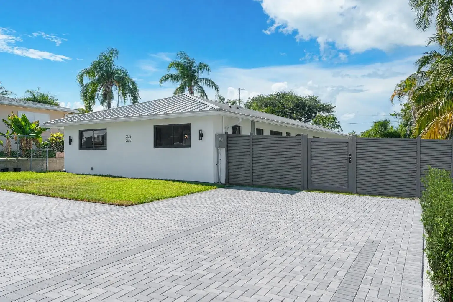 3 bedroom 2 bath Residential Lease for rent at 303 DE CARIE Street # 303, Delray Beach FL 33444