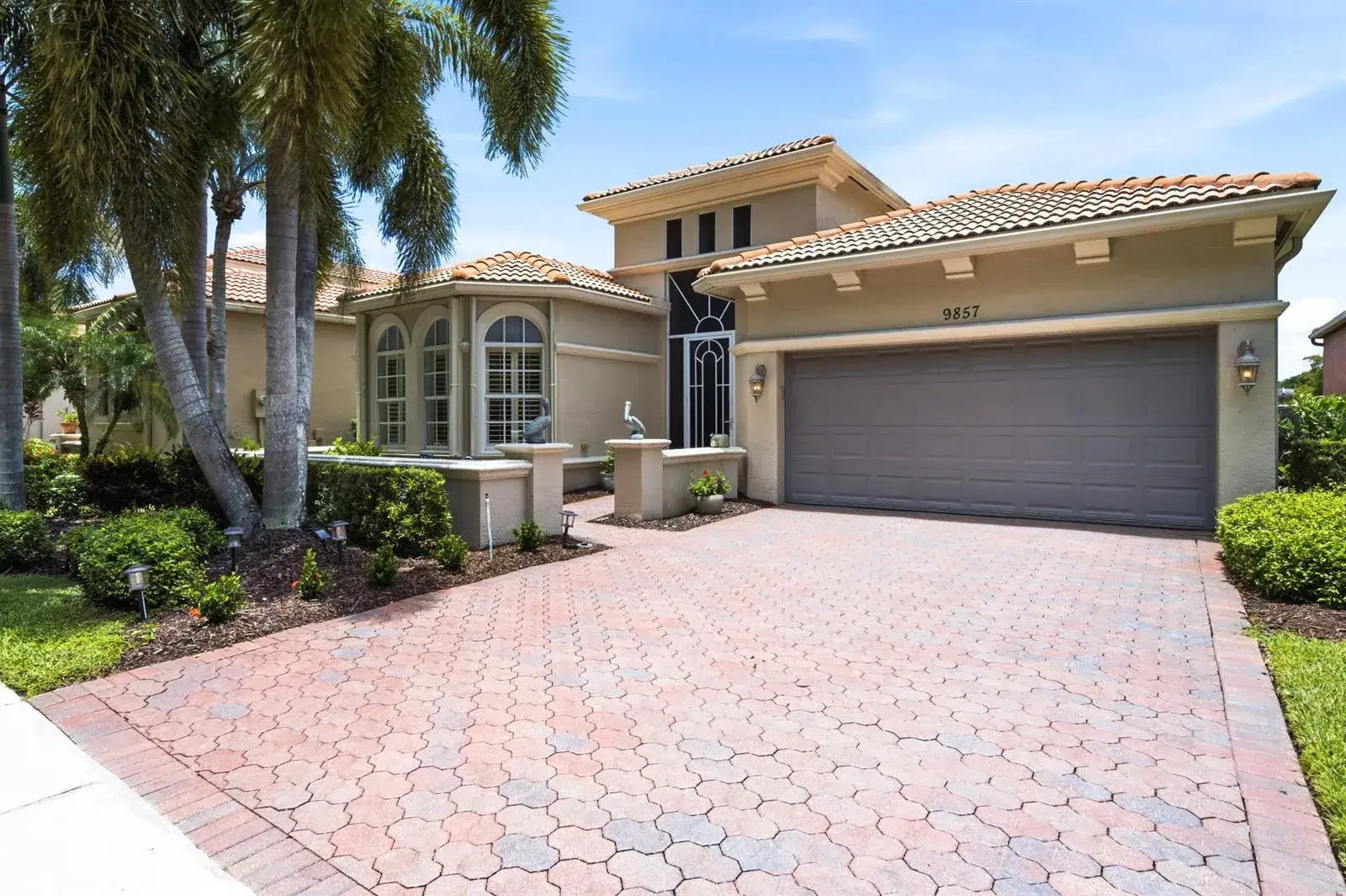 2 bedroom 2 bath Residential for sale at 9857 VIA GRANDE W, Wellington FL 33411