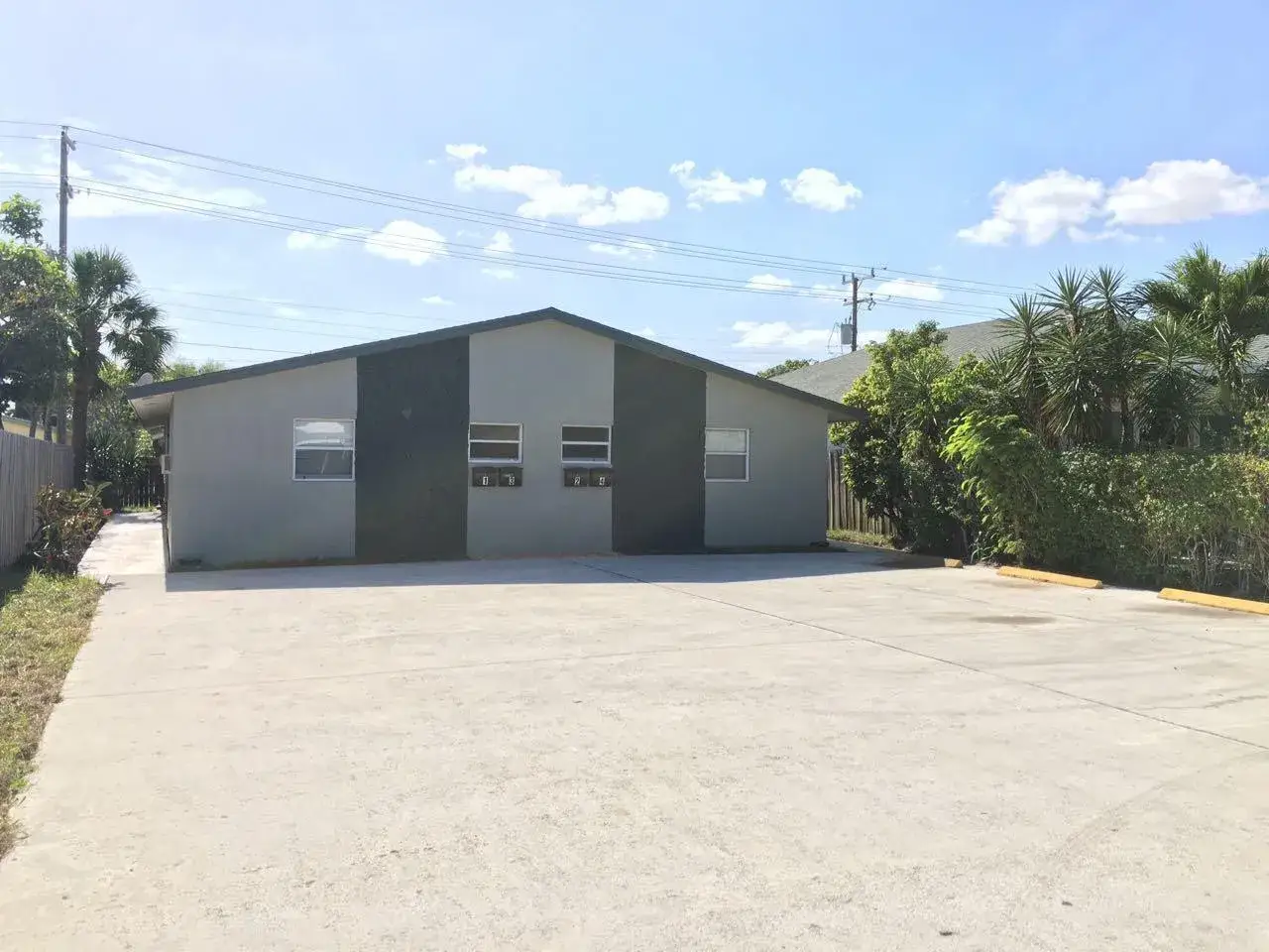 1 bedroom 1 bath Residential Lease for rent at 715 N H Street # 1, FL 33460