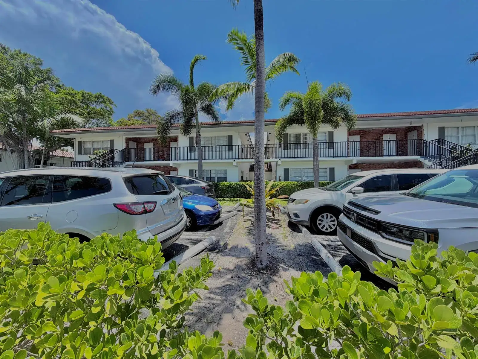 3 bedroom 2 bath Residential Lease for rent at 601 SW 2ND Avenue # 5, Boca Raton FL 33432